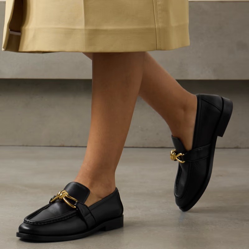 2026年新作 レディース メタルノット シングルシューズ  - Men'S Shoes Hey Dude のレビューと価格