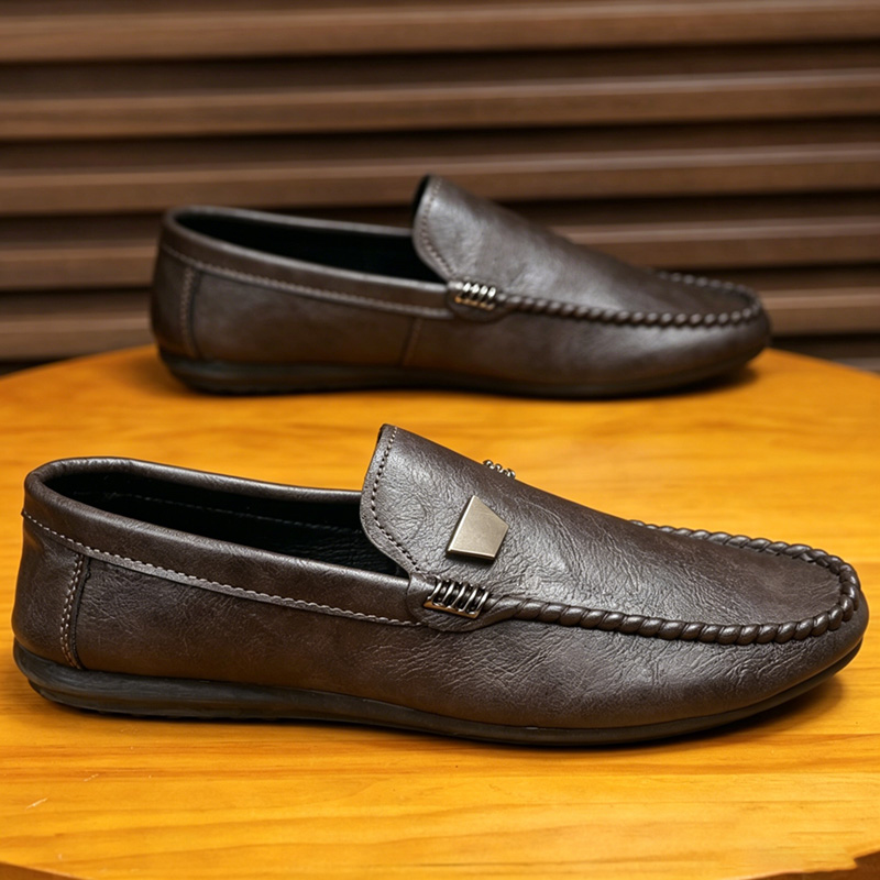 英国風メンズレザーシューズ ミニマリスト スリッポン カジュ - Men'S Shoes Hey Dude のレビューと価格
