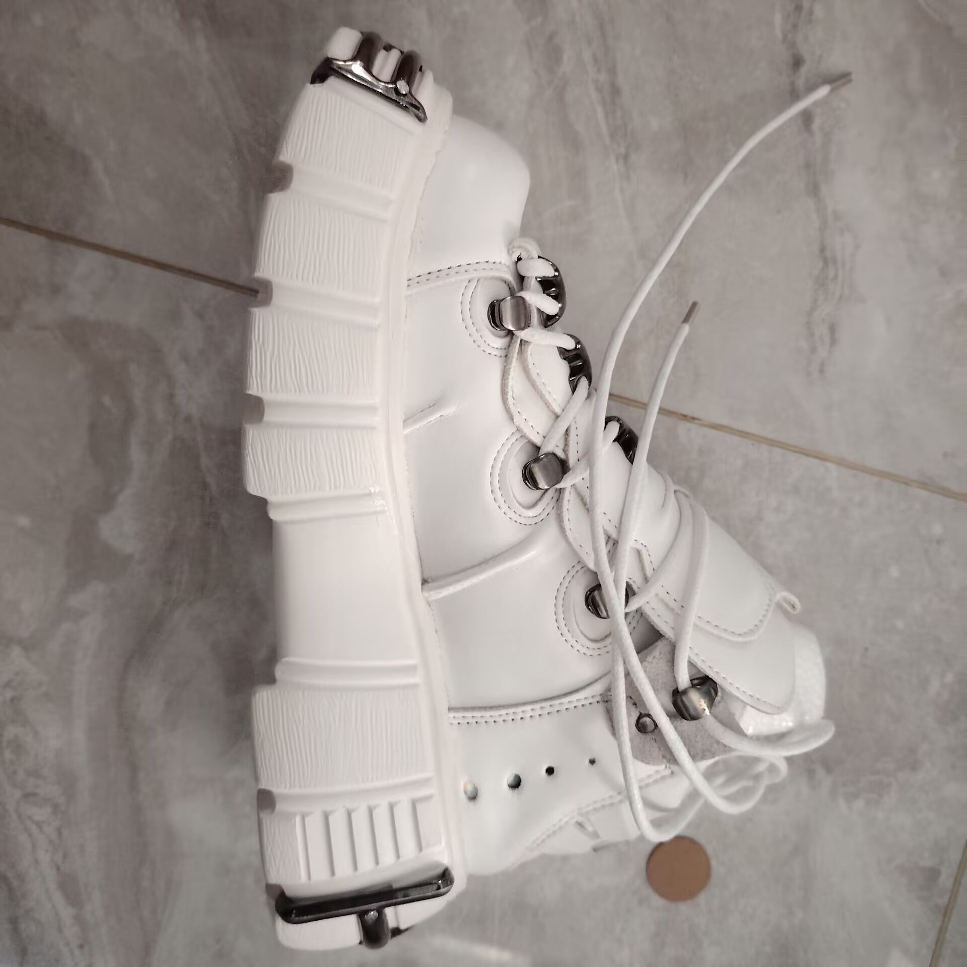 2026年女性ゴスレザーヘビーメタルマフィンパンクプラットフ - Men'S Shoes Hey Dude のレビューと価格